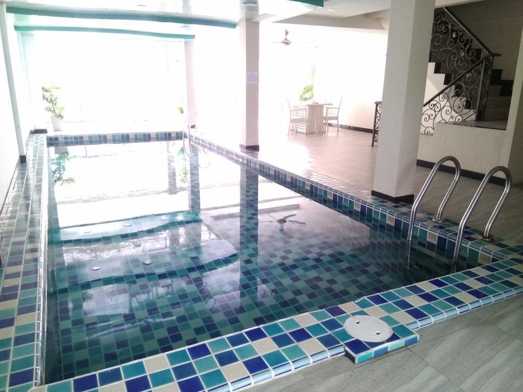 Land Royal Residence Pattaya Exteriör bild